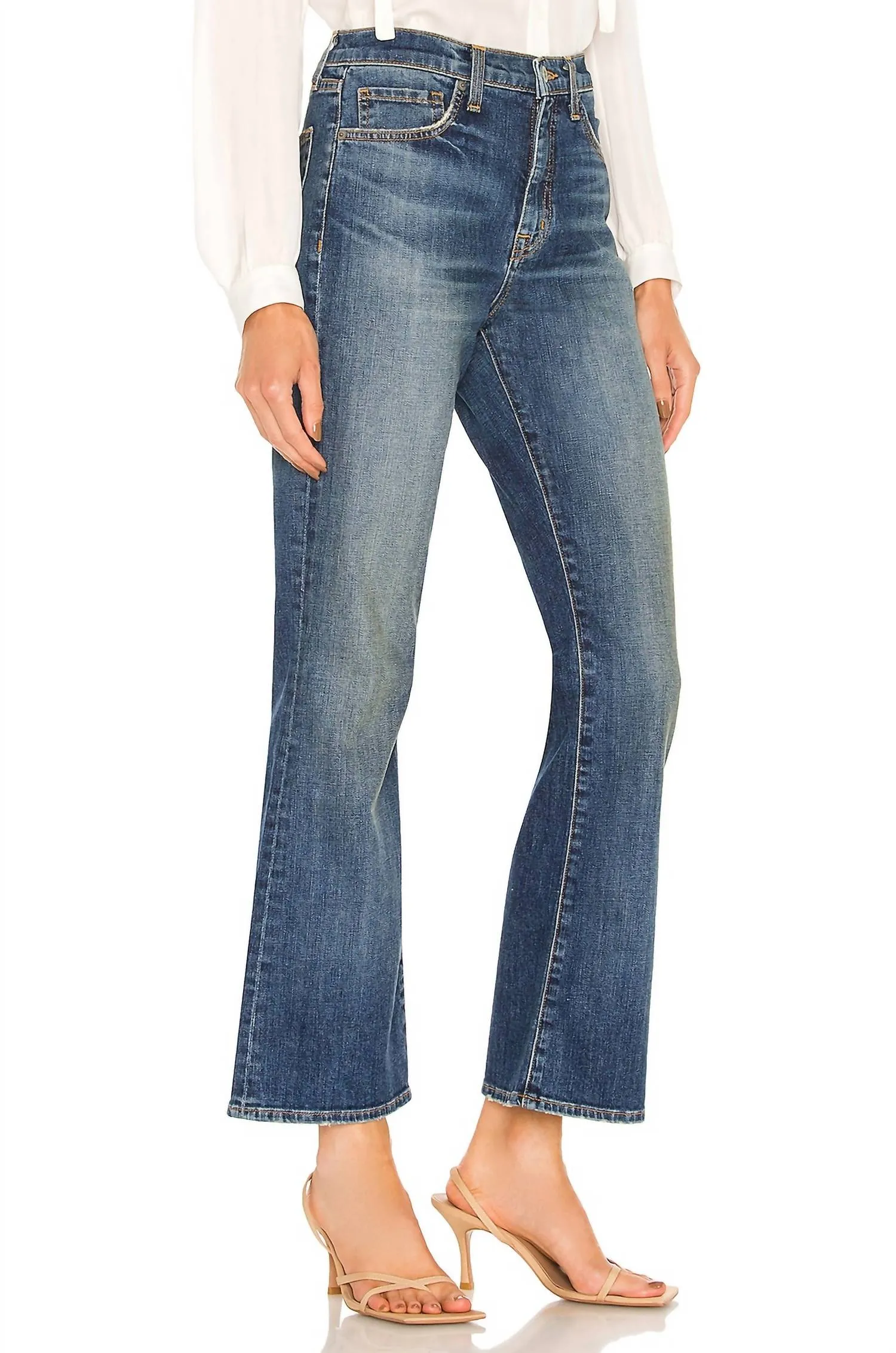 Boot Cut Jean In Classic Wash