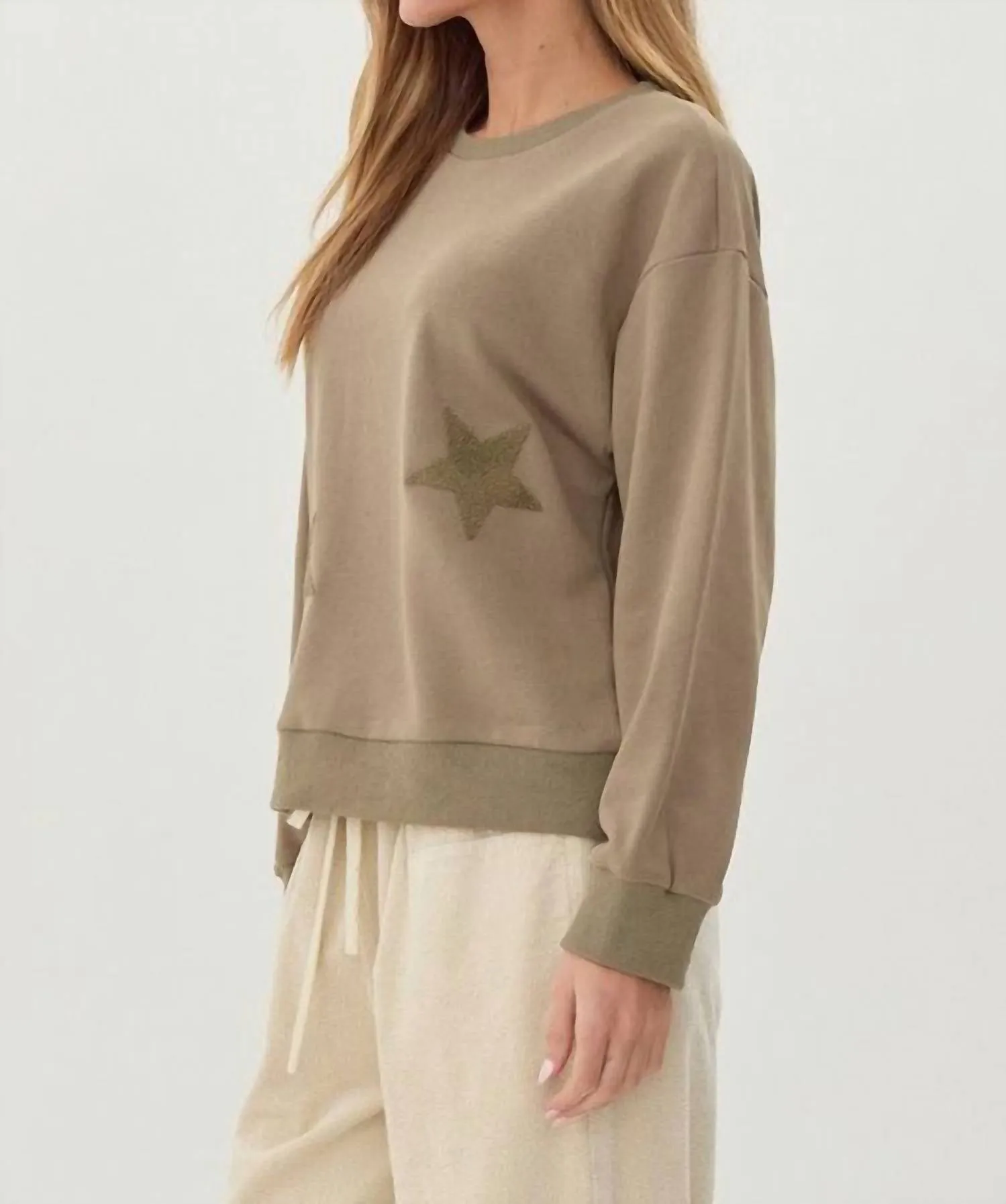 Chenille Stars Sweatshirt In Olive