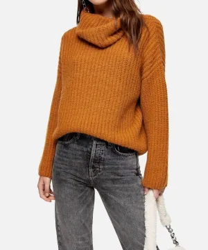 Chunky Knit Turtleneck Relaxed Sweater In Brown