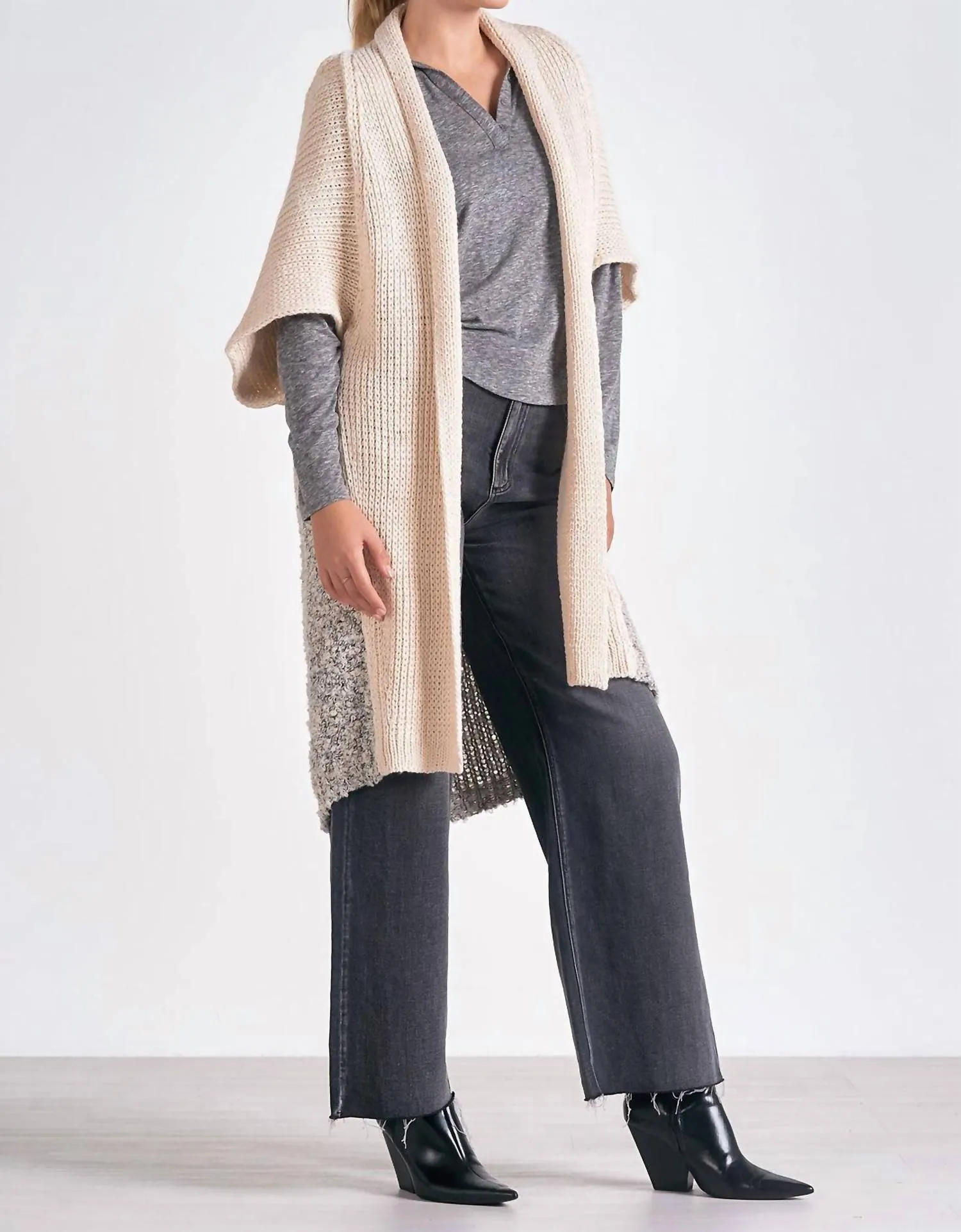 Cliff Sweater Cardigan In Beige
