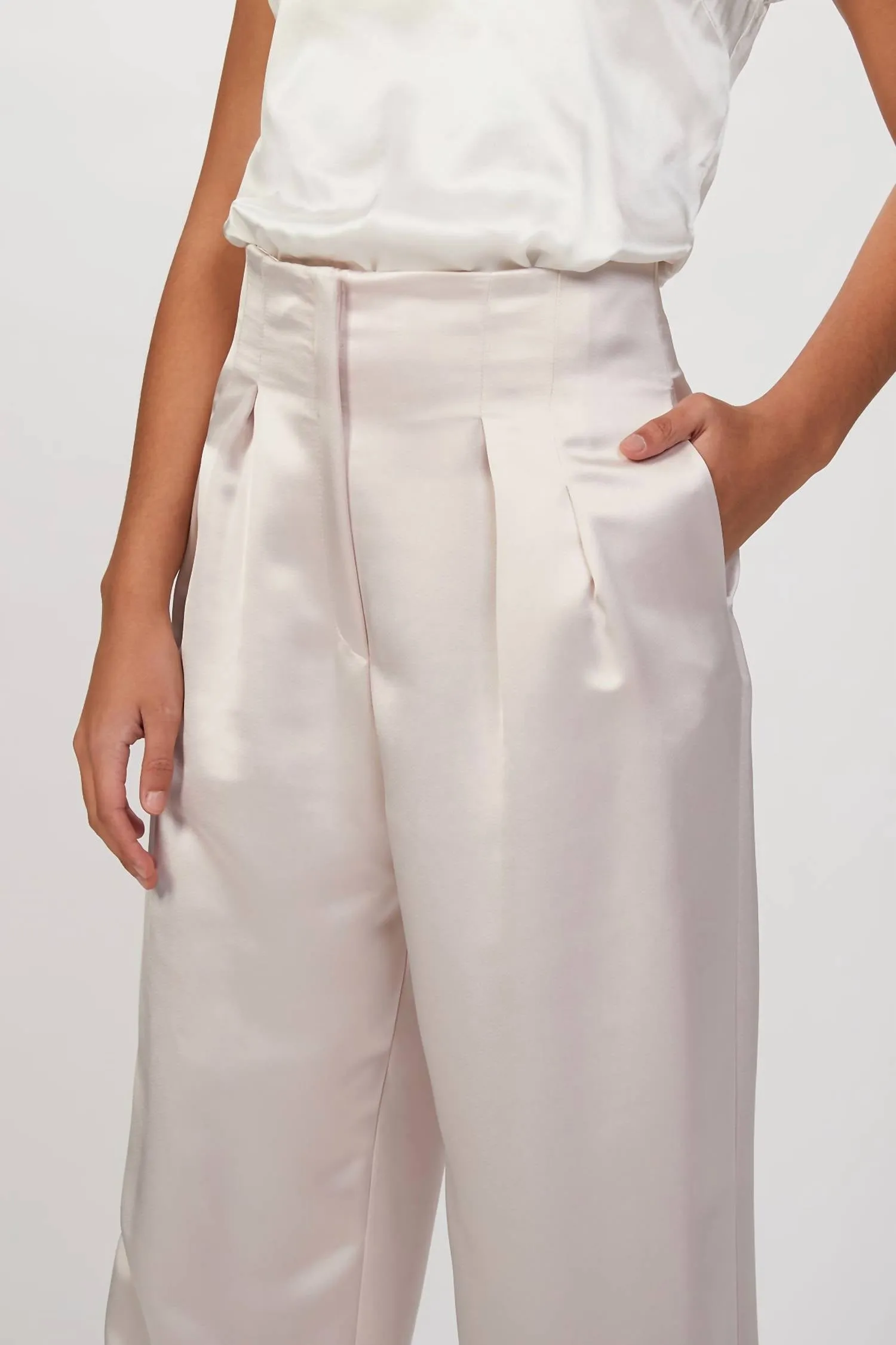 Clyde Satin Pants In Powder