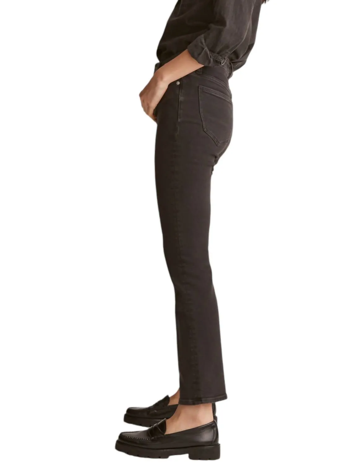 Coated Kickout Crop Jeans In Black