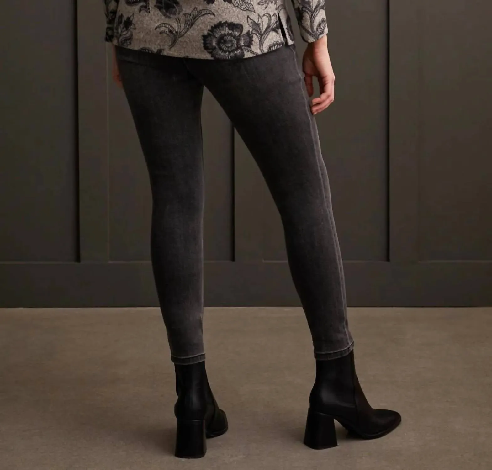 Cowl Neck Sweater In Cream Grey Melange-Black Floral