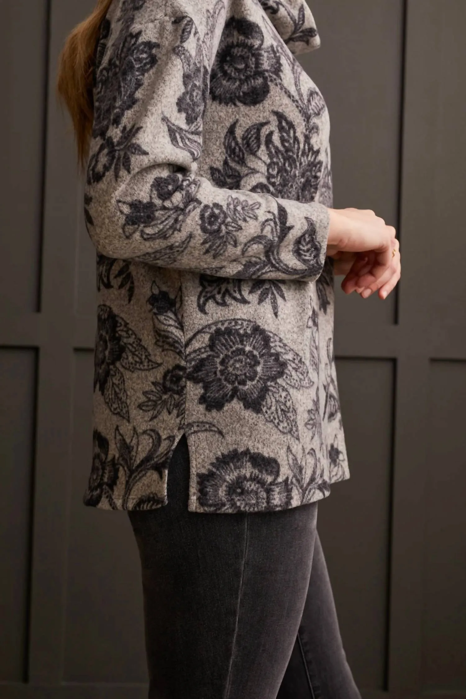 Cowl Neck Sweater In Cream Grey Melange-Black Floral