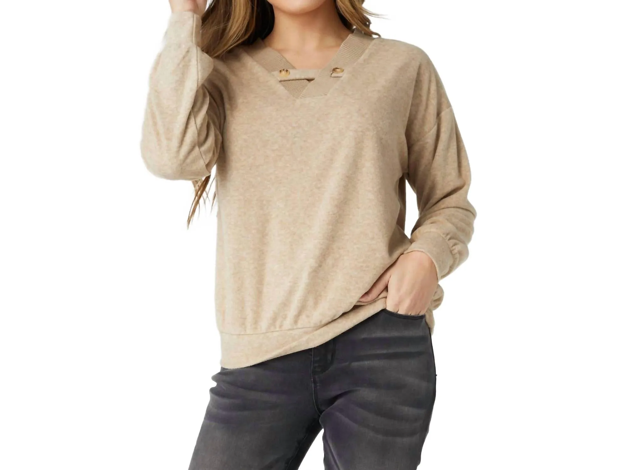 Davy V-Neck Knit Top In Oatmeal