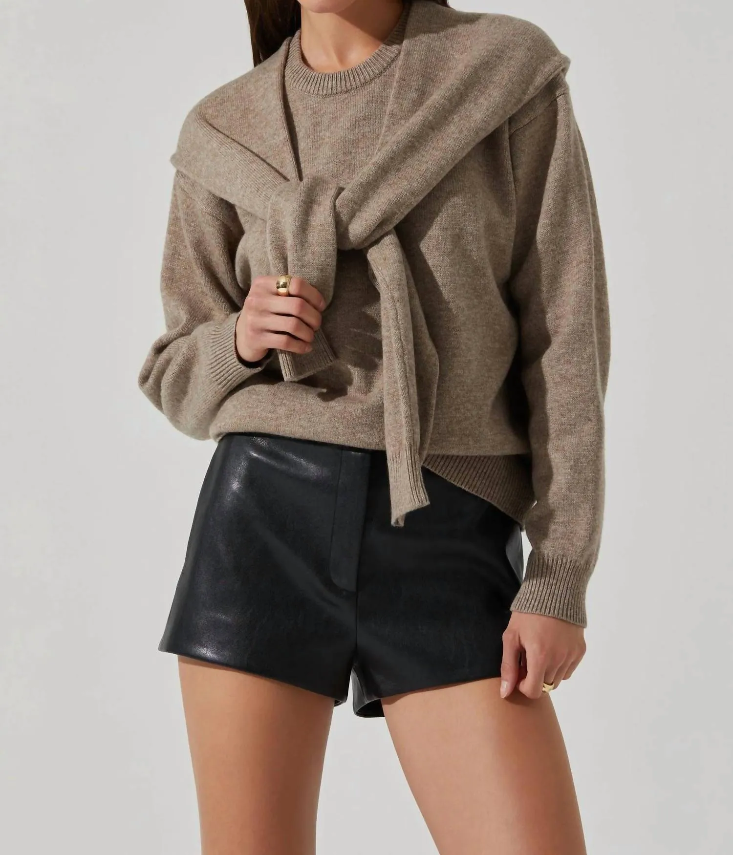 Delrin Sweater In Taupe
