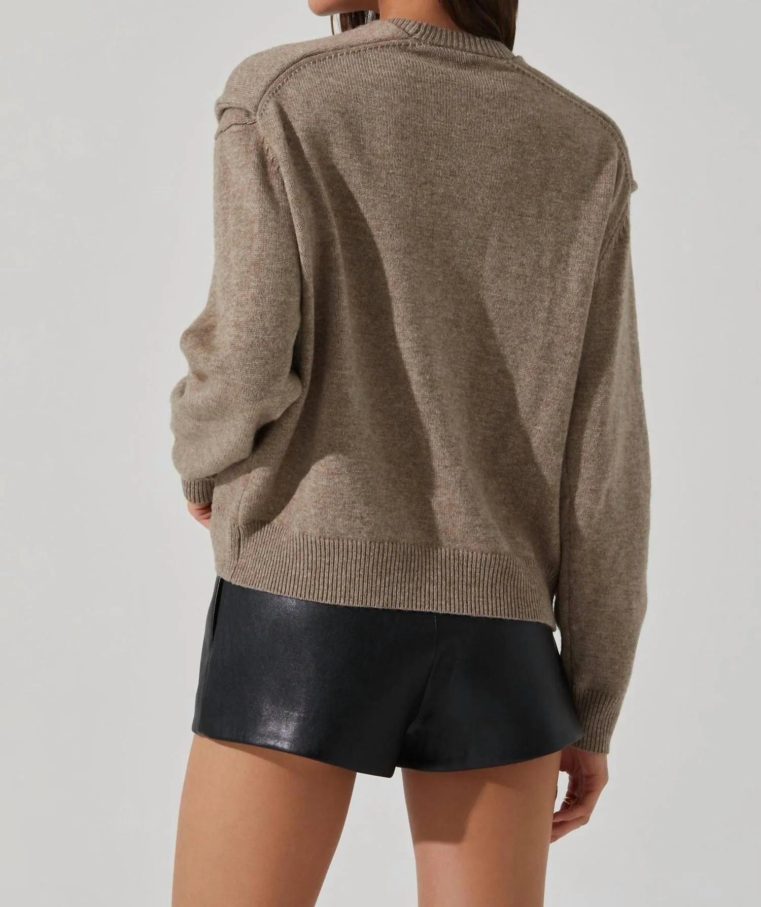Delrin Sweater In Taupe