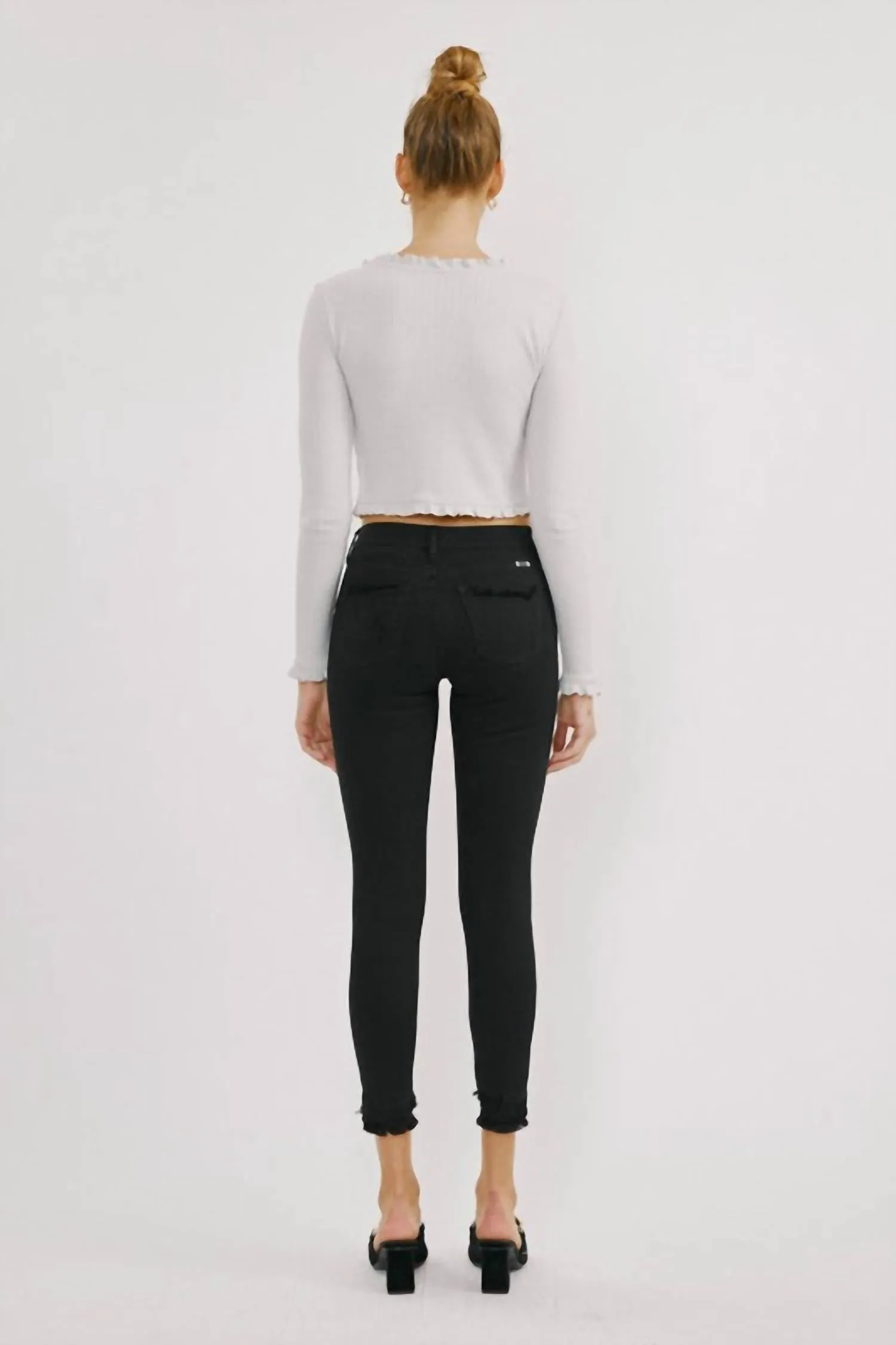 Distressed Skinny Jeans In Black