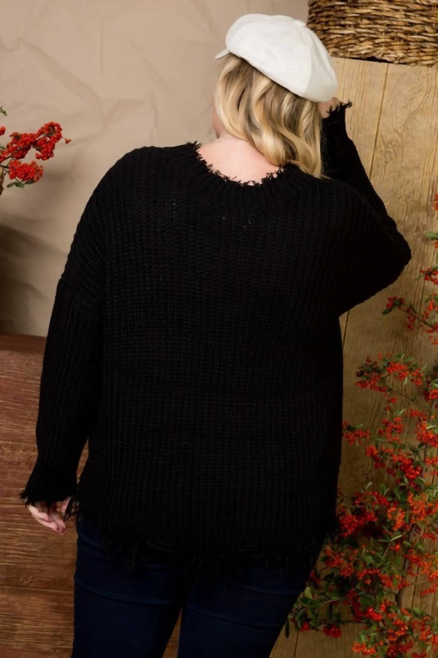 Frayed Zig Zag Sweater In Black