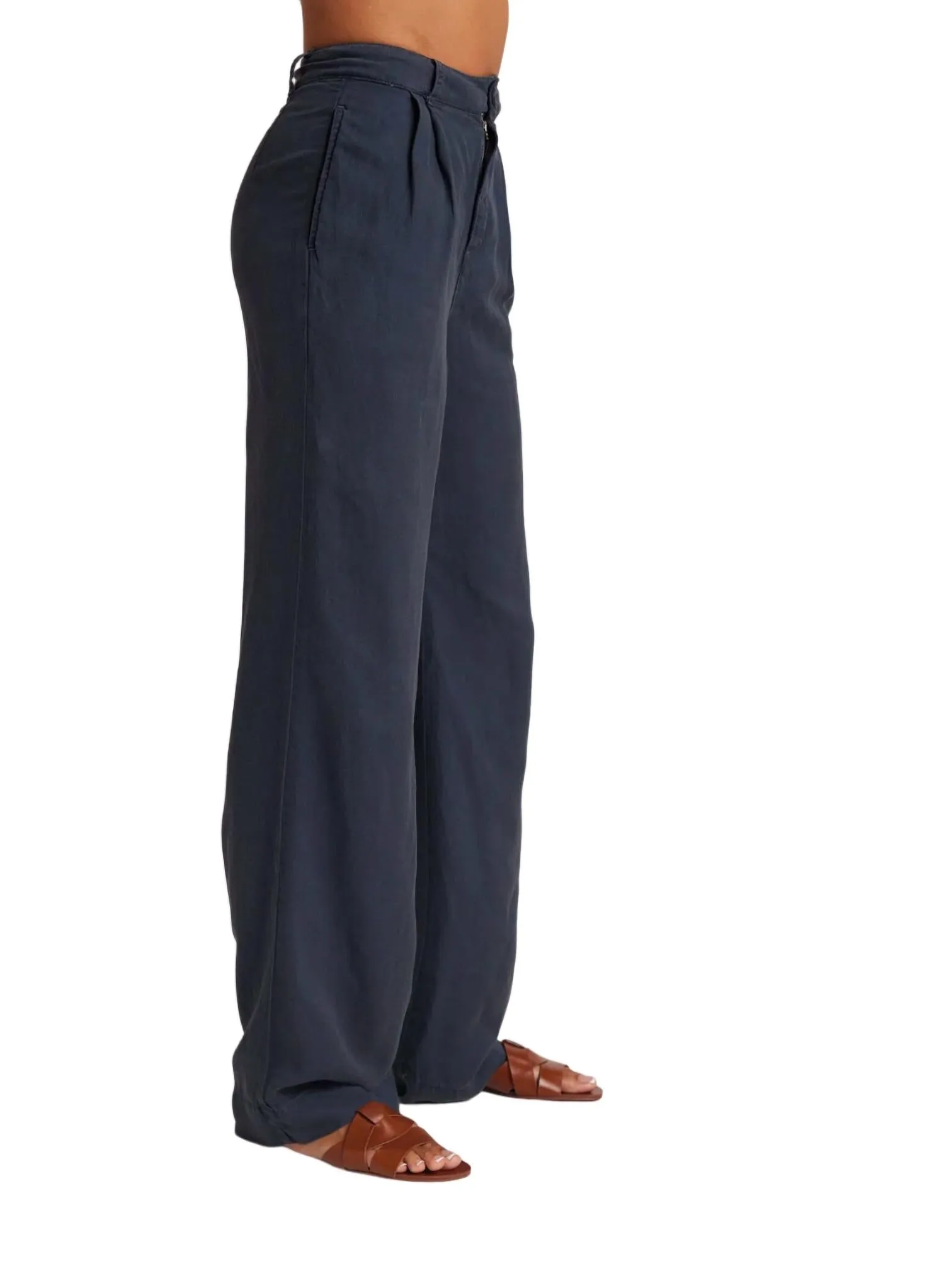 Greta Pleated Wide Leg Trouser In Navy