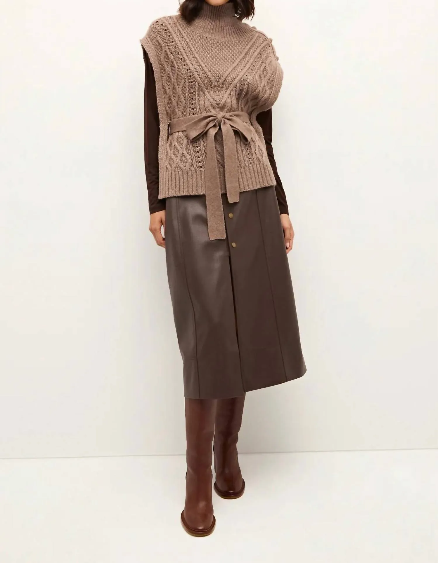 Hampton Popover Sweater In Mocha