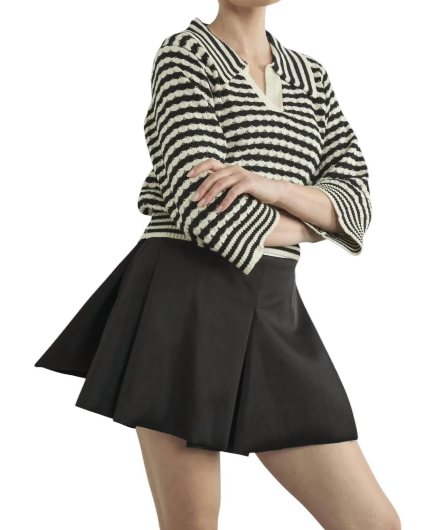 Jacquard Stripe Sweater In Black/white