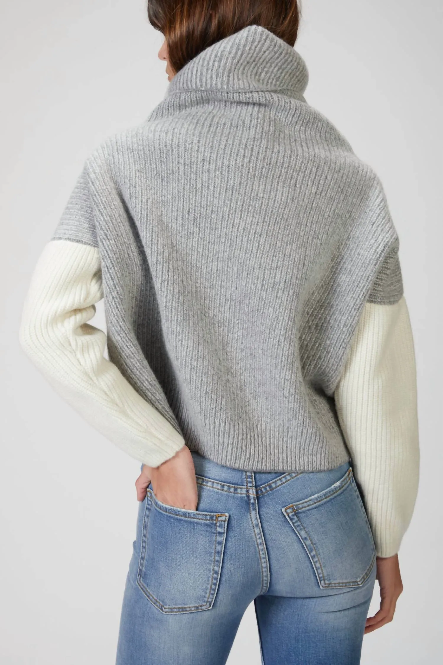 Joan Jumper In Grey/white