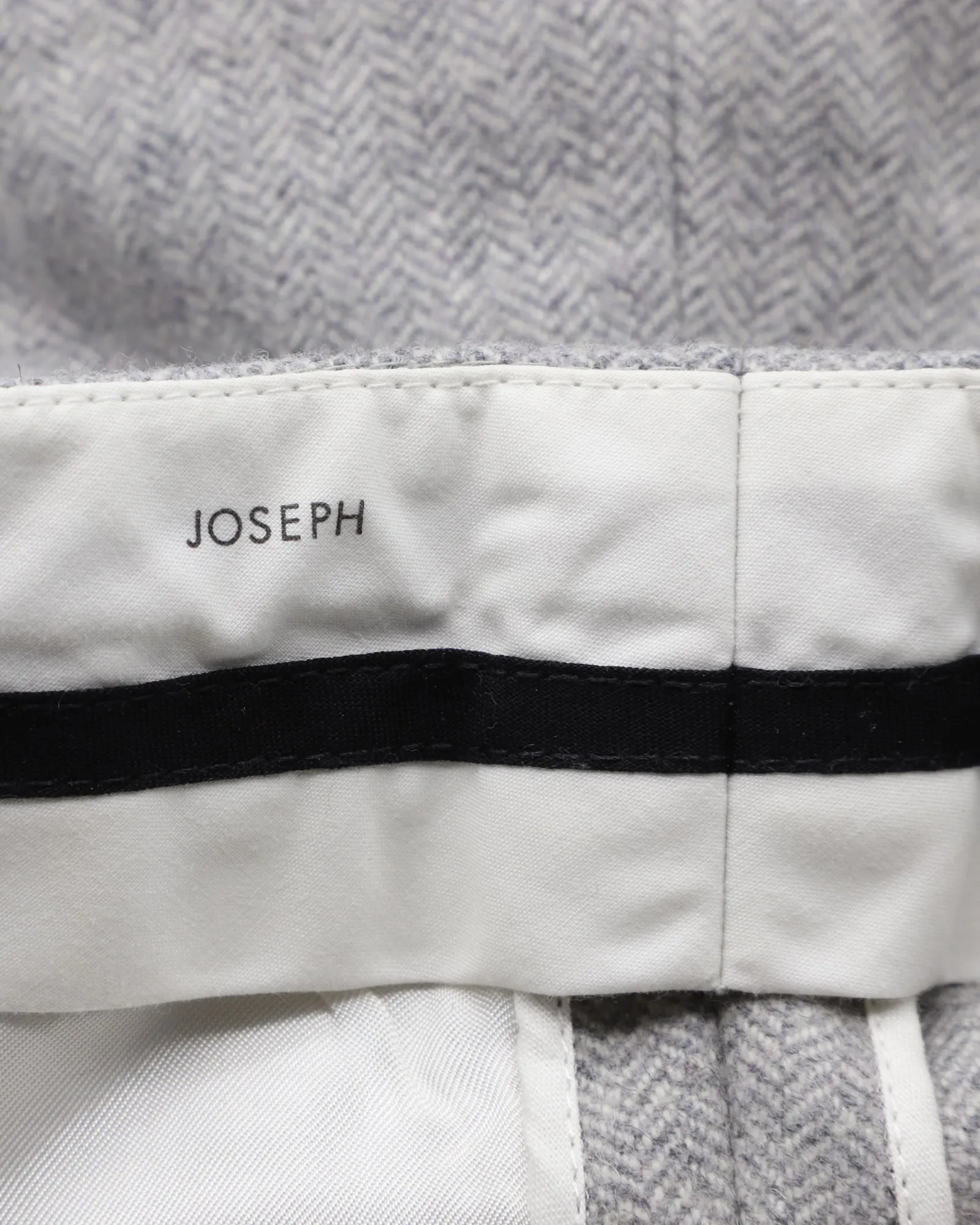Joseph Straight Trousers in Grey Wool