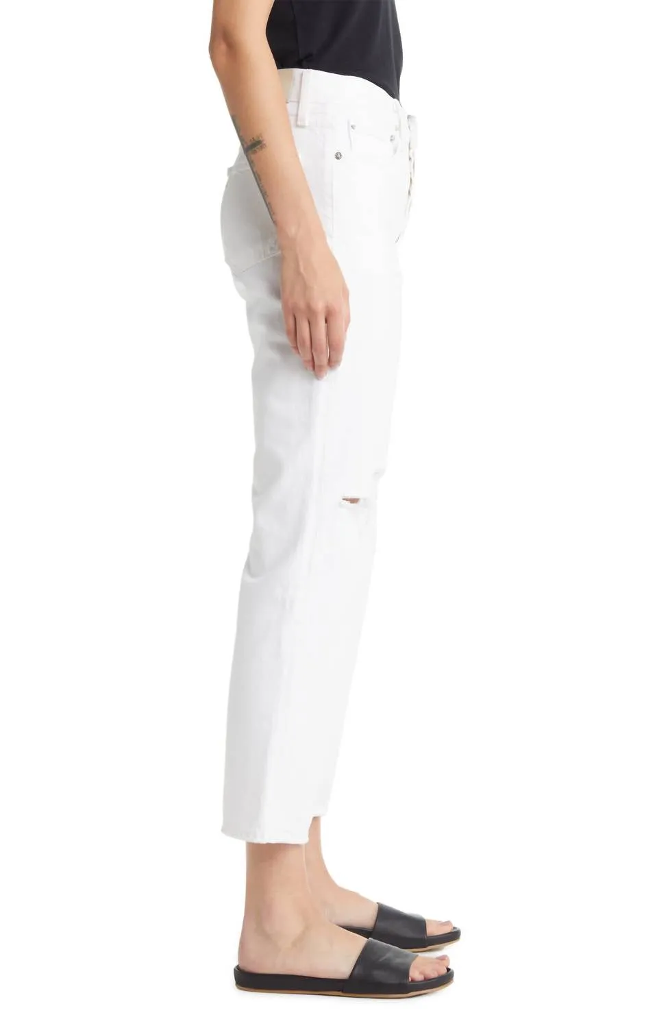 Kali Ankle Jeans In White Distressed