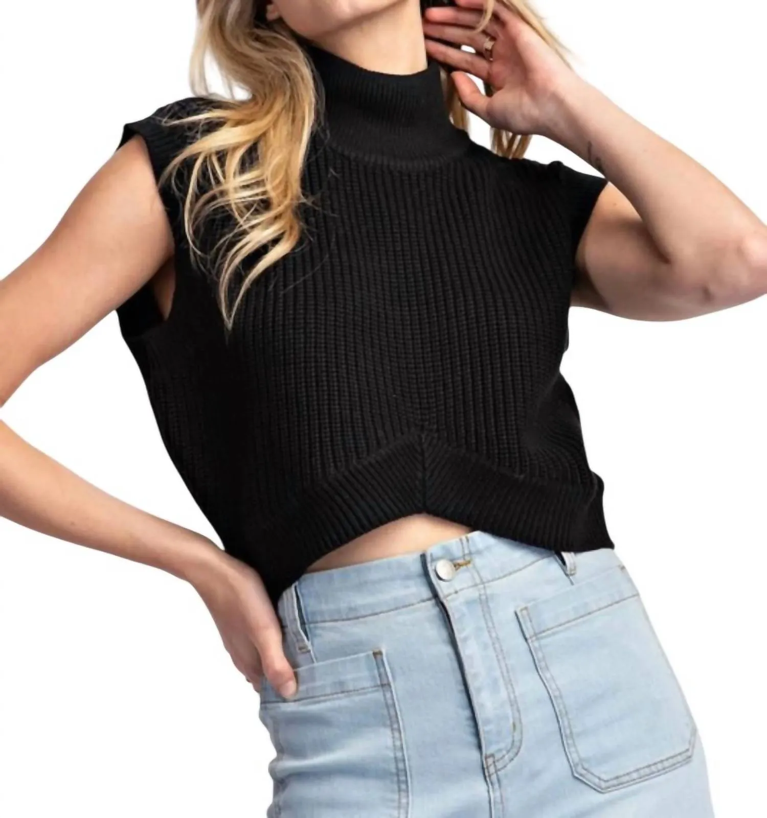 Knit Cropped Sweater In Black