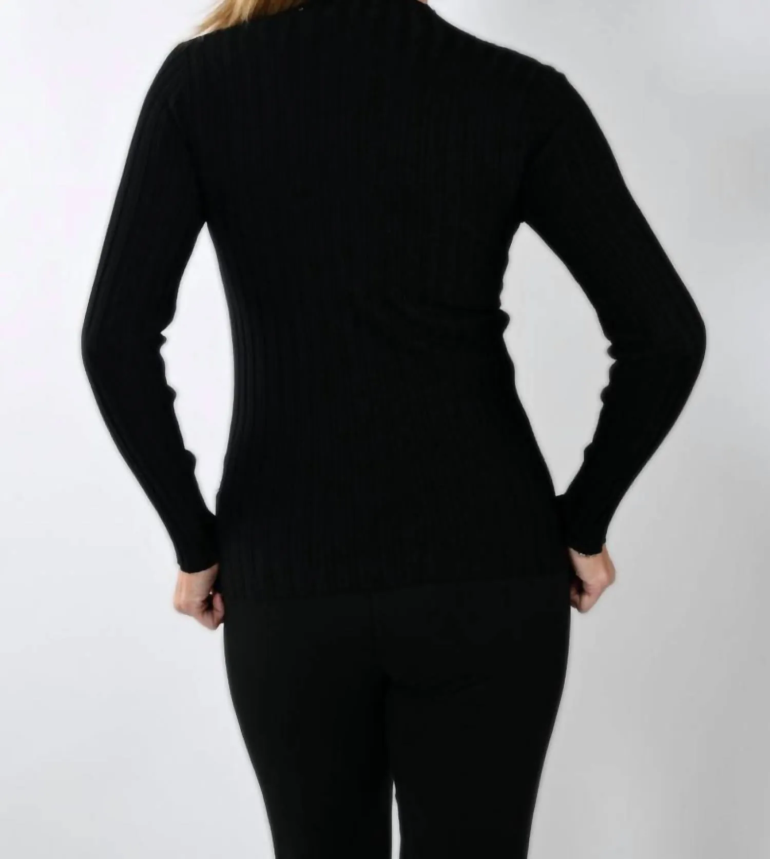 Knit Top 233817U In Black/gold