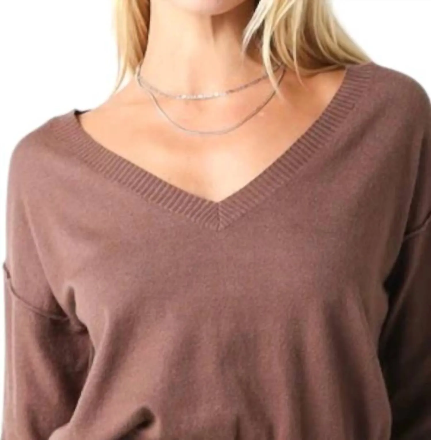 Loren V Neck Sweater In Brown
