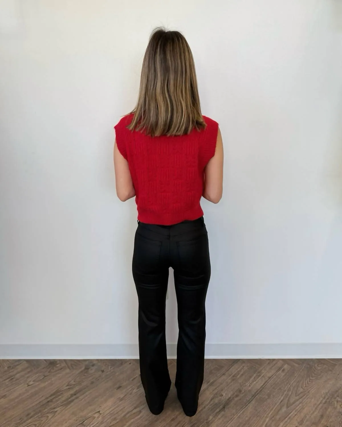 Montiel Sweater Top In Red