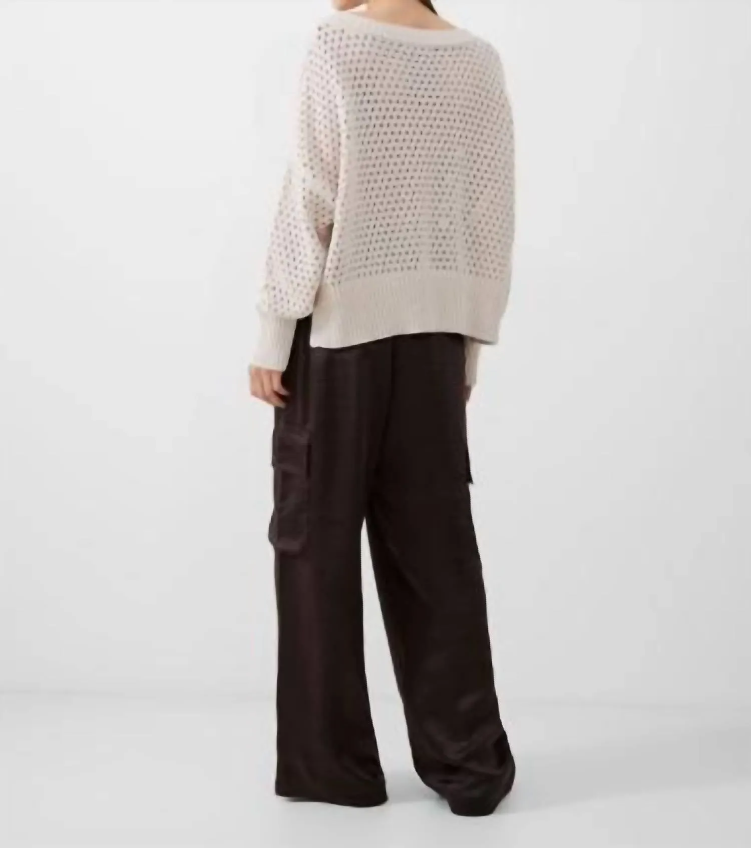 Nini Crochet V Neck Jumper In Oatmeal