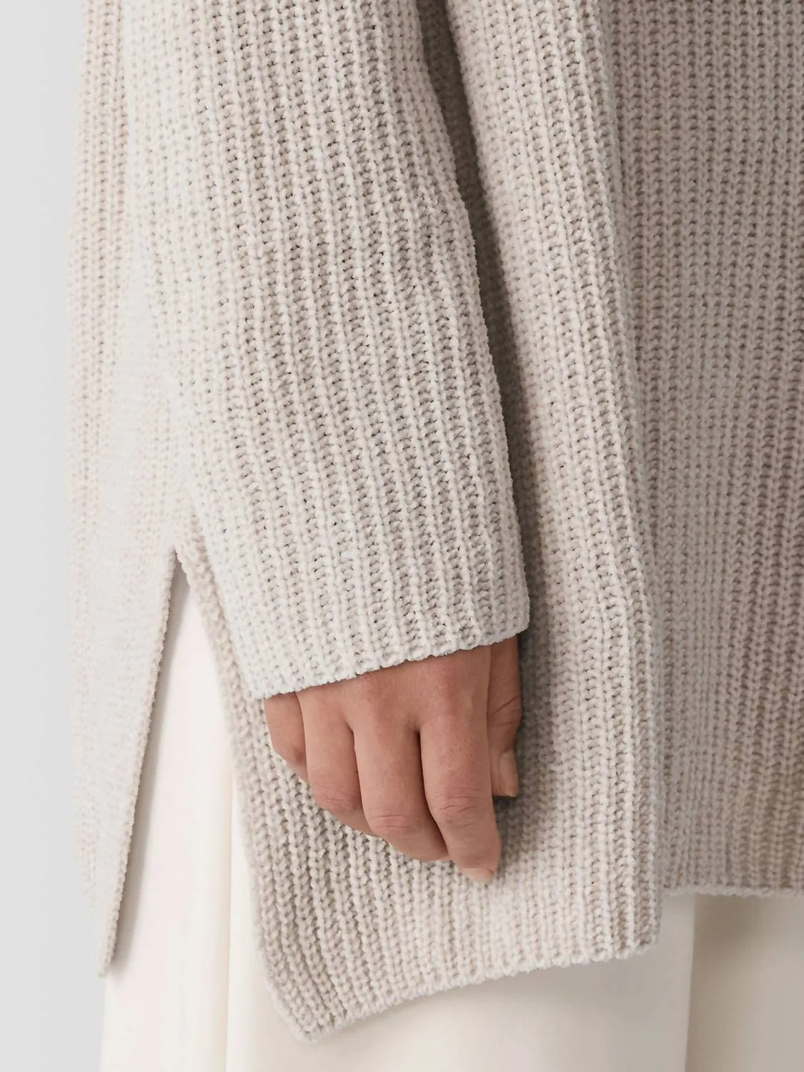 Organic Cotton Chenille V-Neck Top In Almond