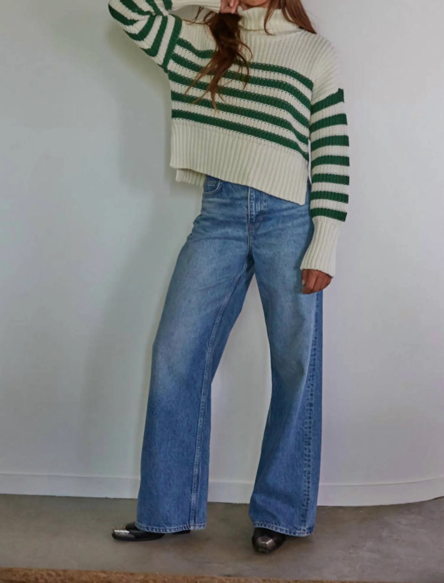 Pullover Turtleneck Sweater In Green & Ivory
