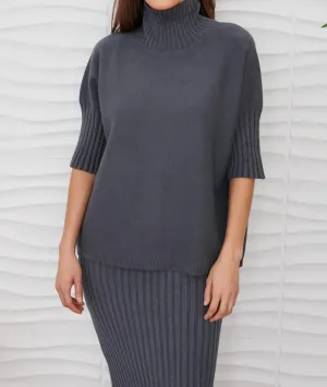 Rib Contrast Turtleneck Sweater In Charcoal