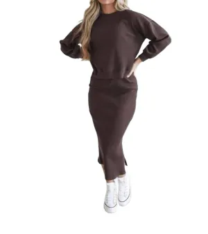 Ribbed Sweater In Brown
