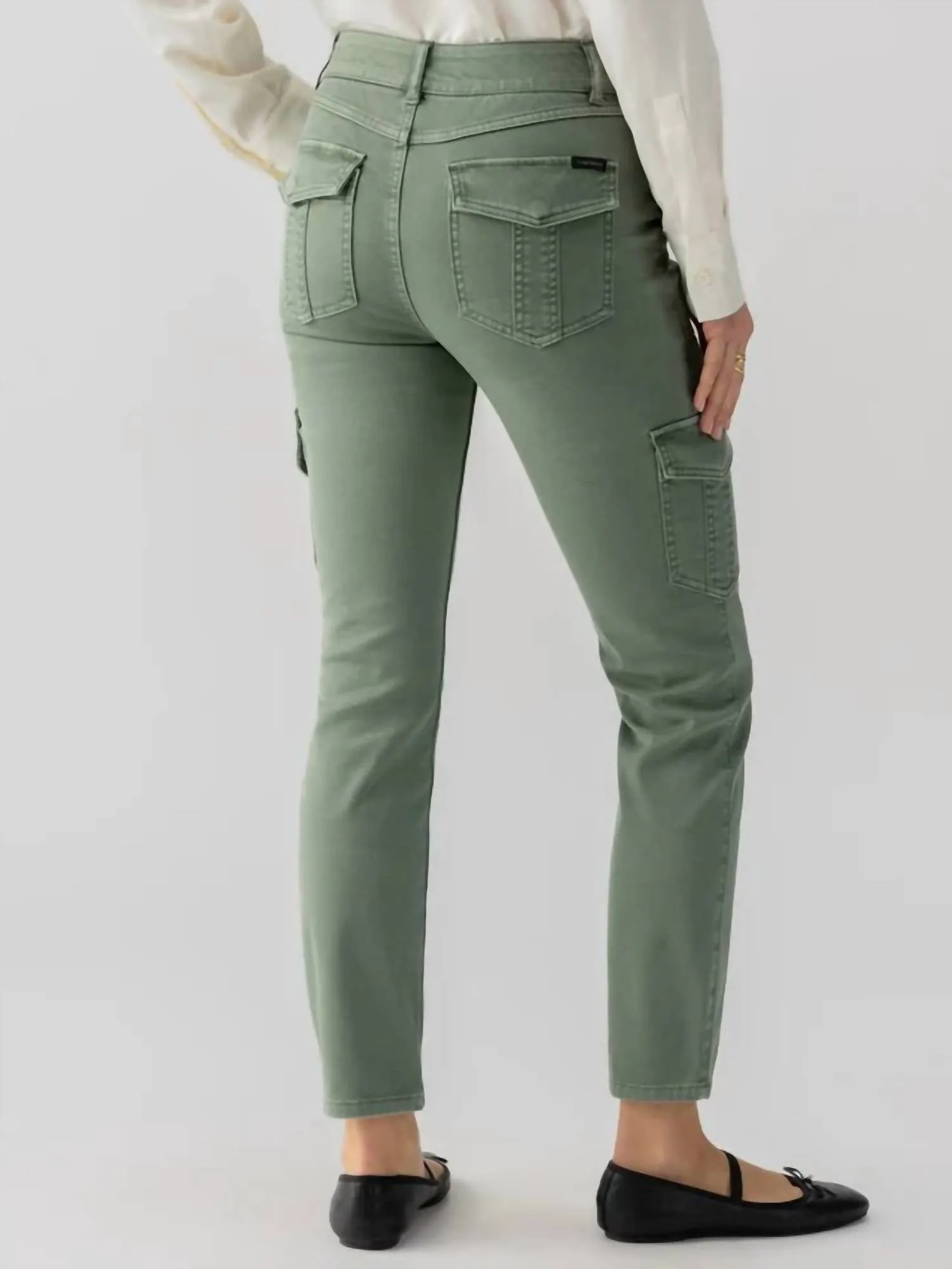 Sculpted Hayden Standard Rise Cargo Pant In Dark Spruce