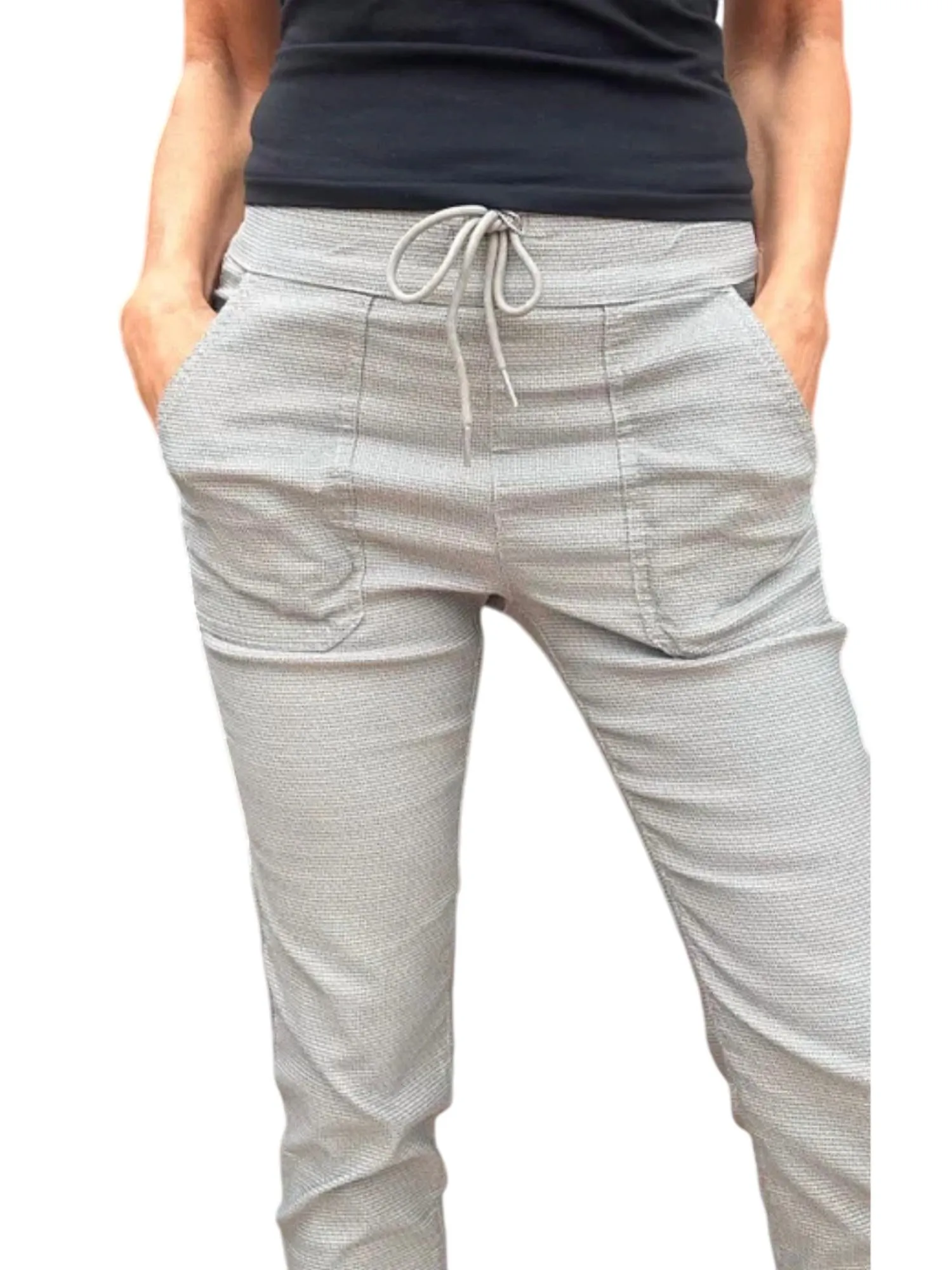 Tali Herringbone Ankle Pants In Gray