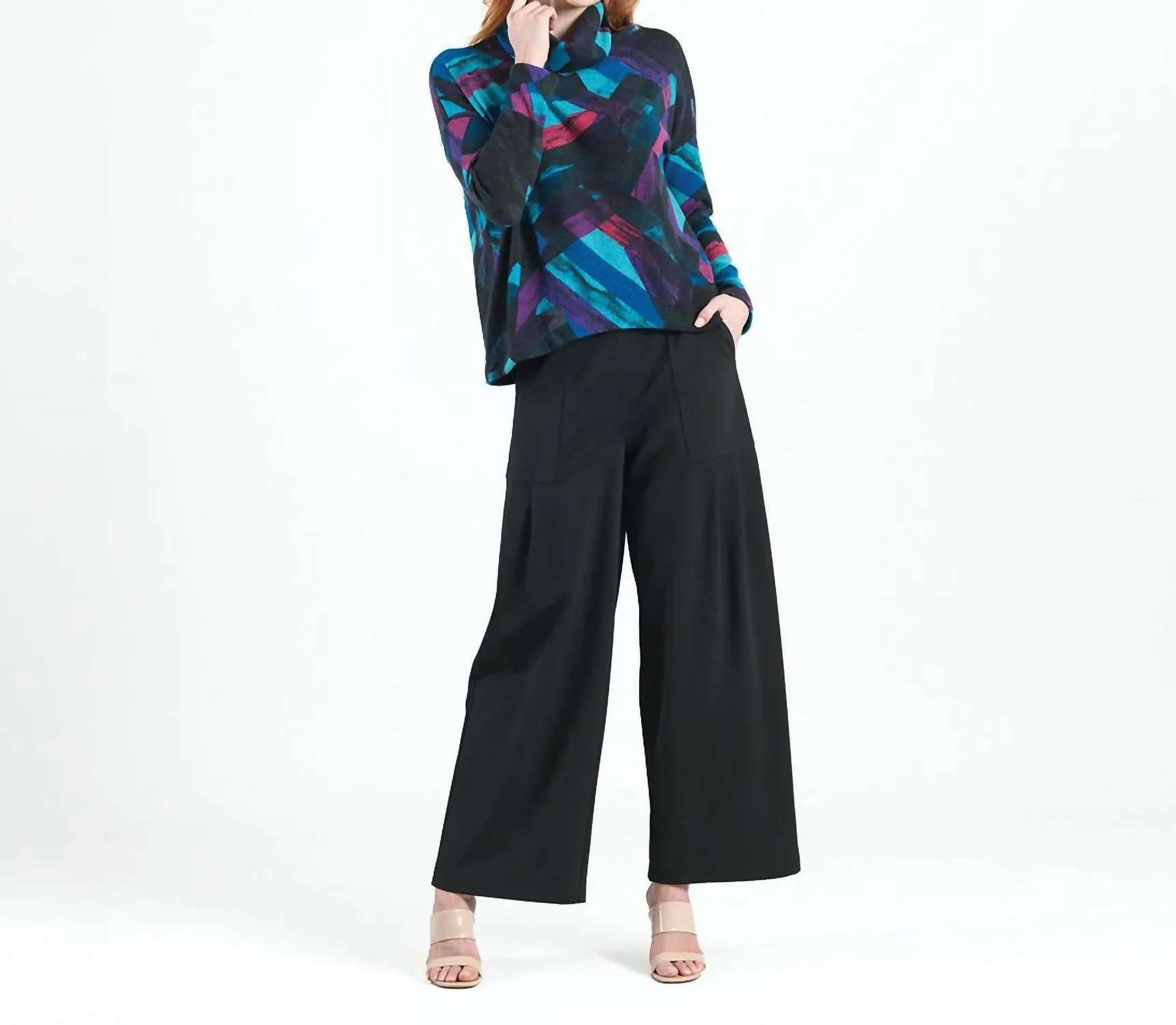 Tipped Hem Sweater Top In Ribbon Print