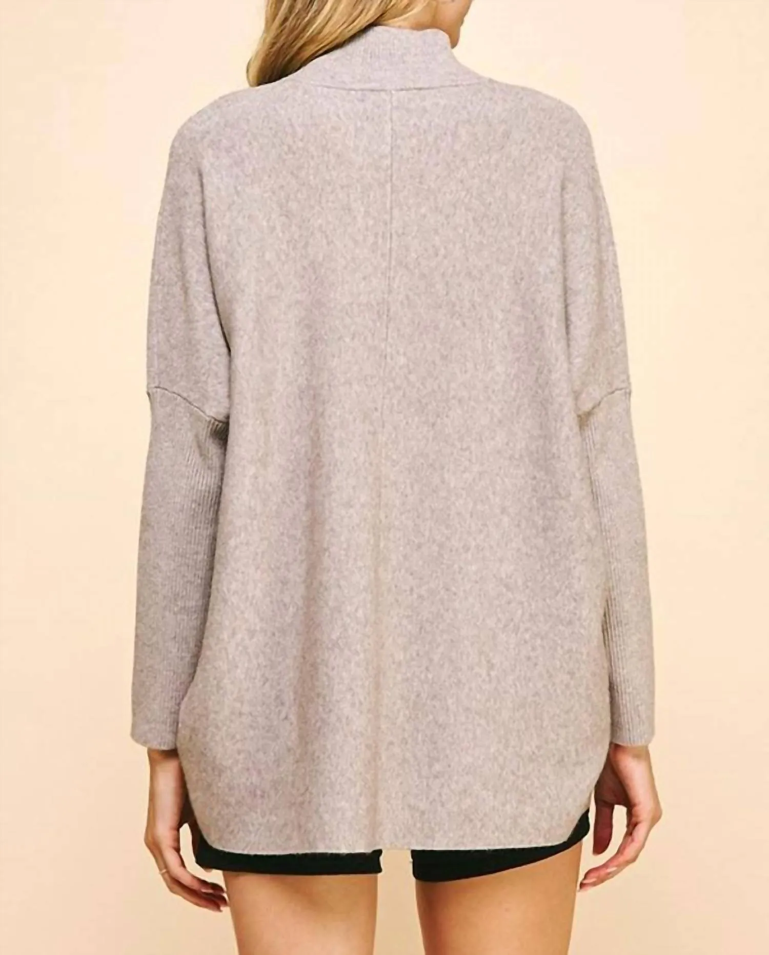 Turtleneck Long Sleeve Sweater In Heather Grey