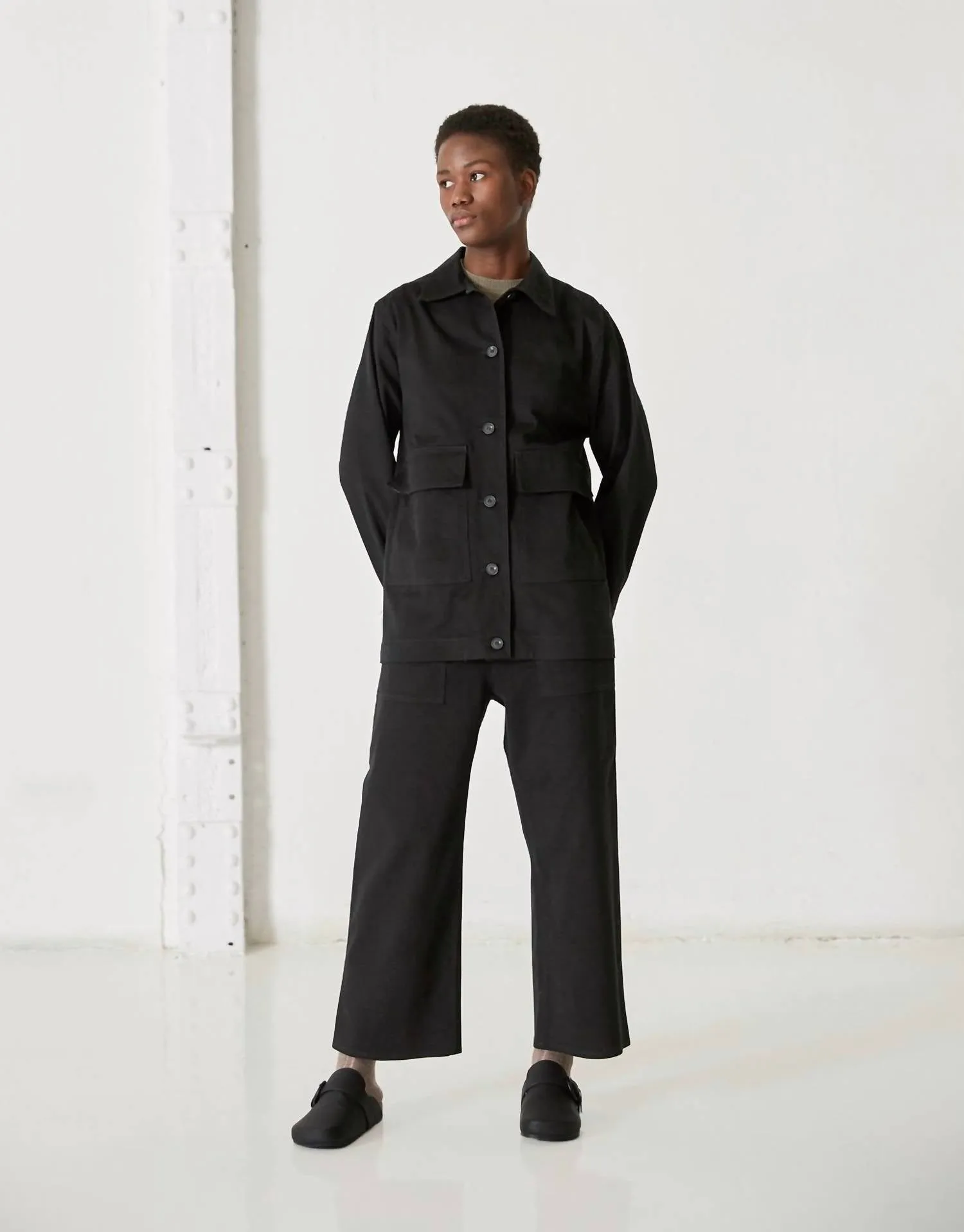 Vena Trousers In Black