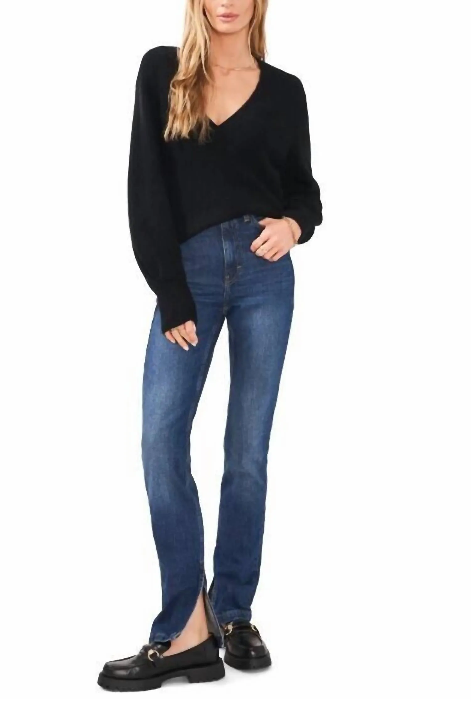 Women's V Neck Bubble Sleeve Sweater In Black